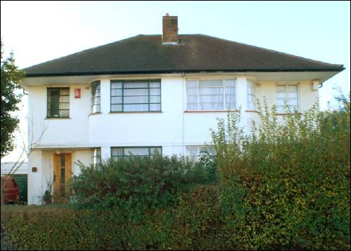 10-12 Hutchings Walk